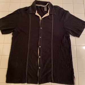 CrazyHorse A Claiborne Company Black Button Down